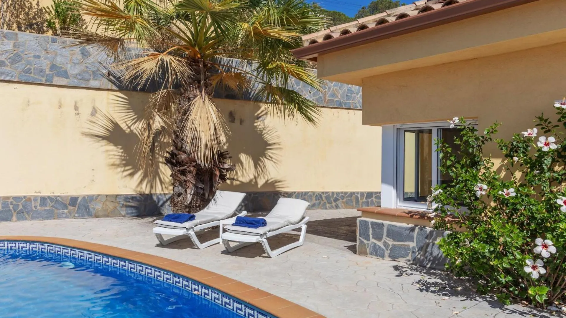 Holiday Home Floradise By Interhome Lloret de Mar